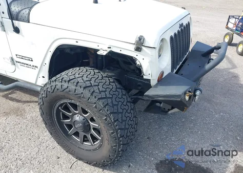 2010 Jeep Wrangler Unlimited Sport из США, поврежденный, VIN 1J4BA3H18AL228245